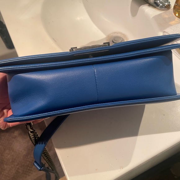 😍💙Chanel Blue chevron quilted  Shoulder Bag with Chain Boy Bag - Picture 11 of 16